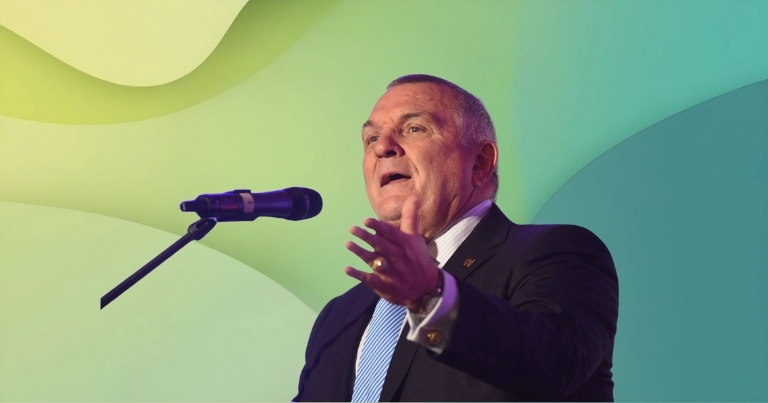 Rudy Ruettiger Education