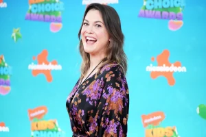 Larisa Oleynik Net Worth