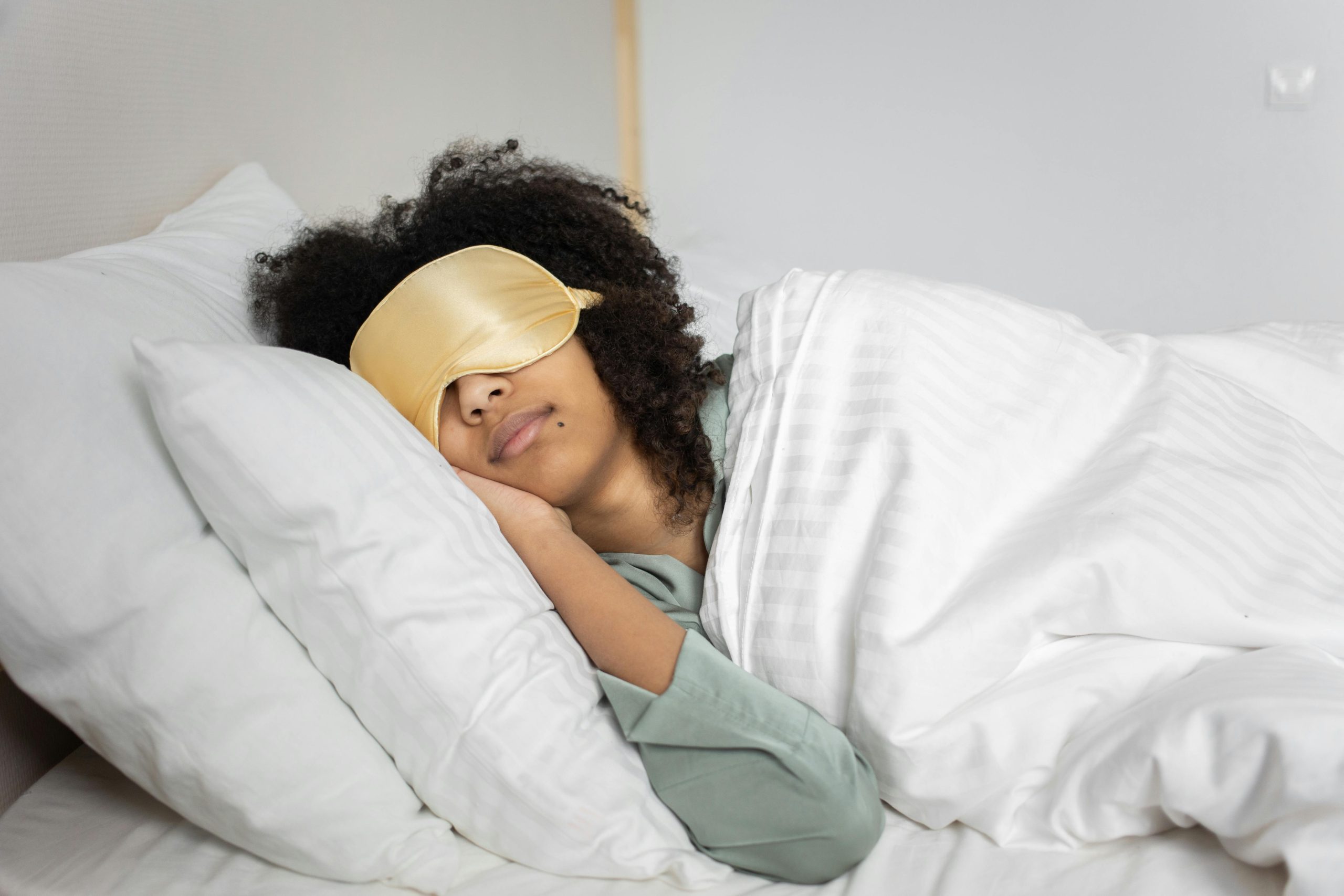 Why People Overuse Air Conditioning at Night (And What to Do Instead)